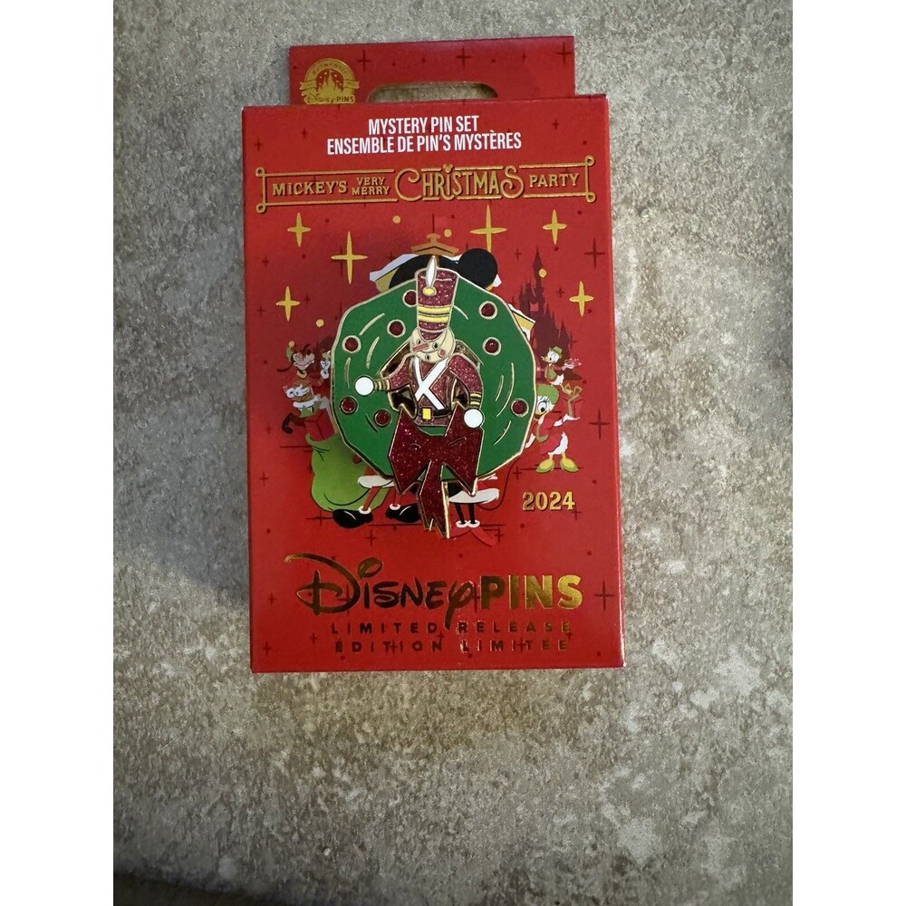 Disney Mickeys Very Merry Christmas Party Toy Solider Mystery Wreath Pin LR Box